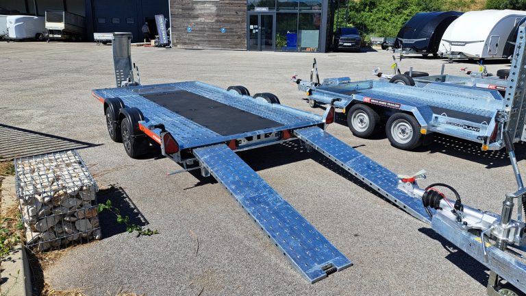 Remorque porte voiture a transporter brian james trailers 2700 kg 4m x 1,9m lussan alès bagnols avignon montpellier