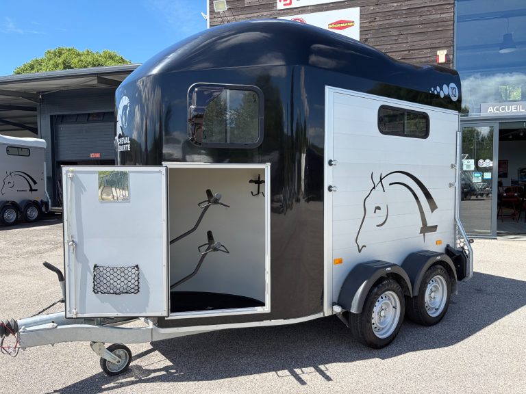 remorque van pour chevaux 2 places cheval liberte gold 3 d'occasion pas cher