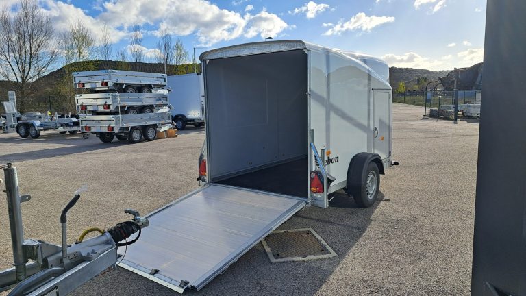 Remorque fourgon Debon Cargo 1300 Remorque fourgon Debon Cargo 1300 deparis and co pas cher fourgon remorques promo alès montpellier uzès avignon nimes