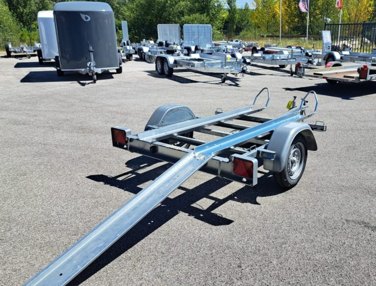 location remorque frigorifique isotherme bockmann frigo 4.6 m3 alès bagnols uzès lussan avignon montpellier nîmes loc location remorque frigorifique isotherme bockmann frigo 4.6 m3 alès bagnols uzès lussan avignon montpellier nîmes loc