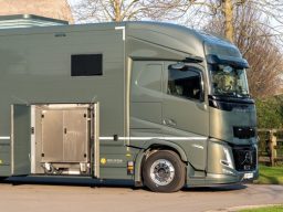 Camion ROELFOSEN&nbsp;
PROFILINER RR6 XL (N150) NEUF