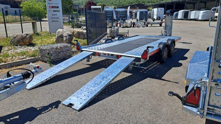 Remorque porte voiture a transporter brian james trailers 2700 kg 4m x 1,9m lussan alès bagnols avignon montpellier