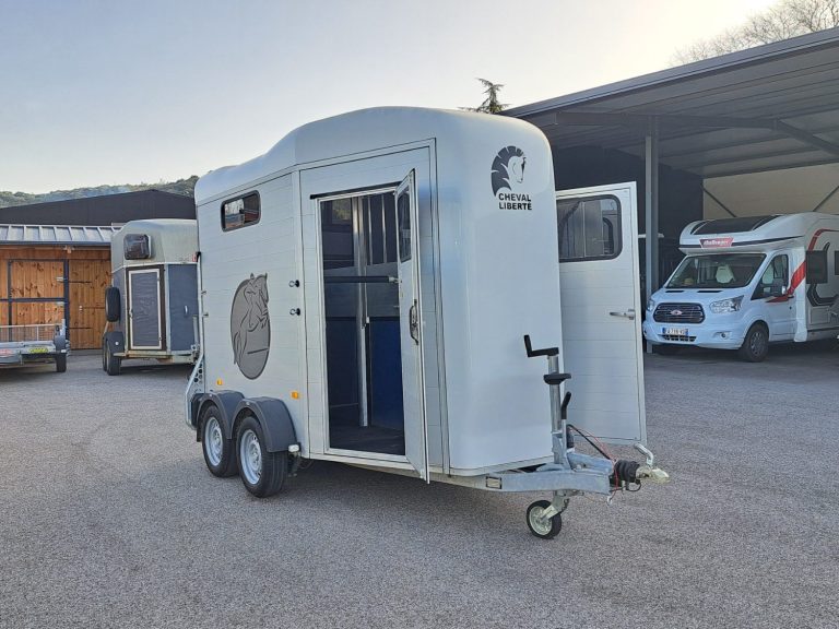 remorque van cheval cheval liberté gold 3