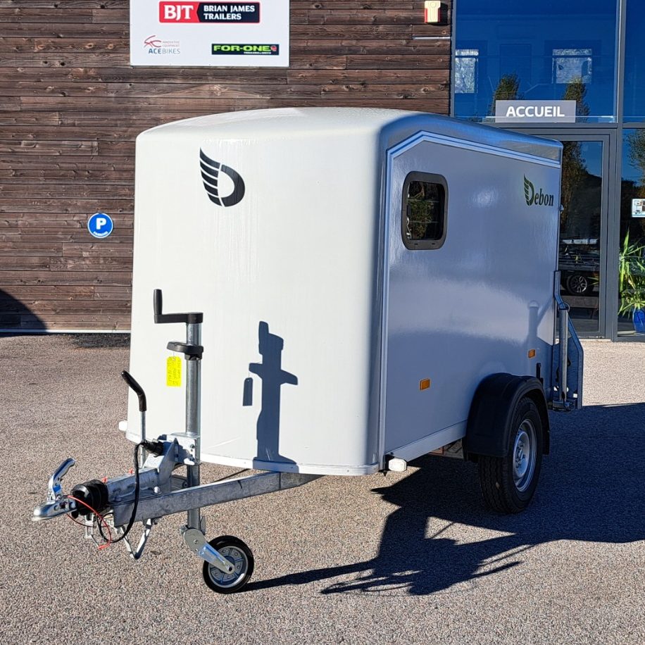 remorque fourgon debon roadster 255 aménagé dépôt vente