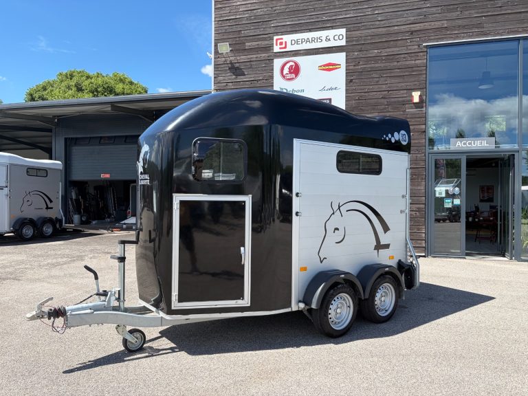 remorque van pour chevaux 2 places cheval liberte gold 3 d'occasion pas cher