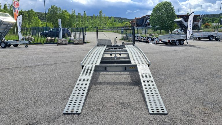 Remorque porte voiture d'occasion Niewiadow Jupiter 4,5m x 2m 2700 kg lussan montpellier uzès montpellier avignon montélimar